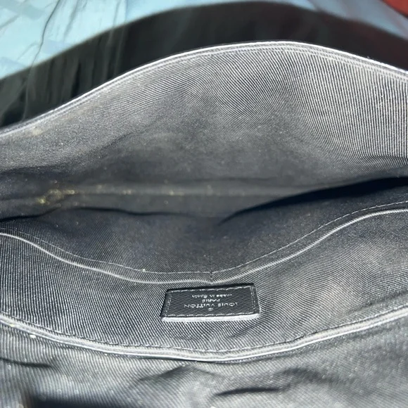 LOUIS VUITTON 2020 MESSENGER BAG